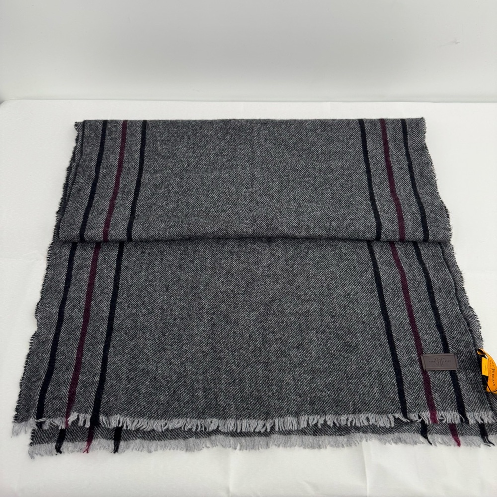 NWT HICKEY FREEMAN New York Striped 100% Cashmere Fringed Scarf 72" x 13